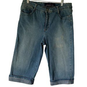 Jean Short The Perfect Fit by Gloria Vanderbilt Front and Rear Pockets Embellish